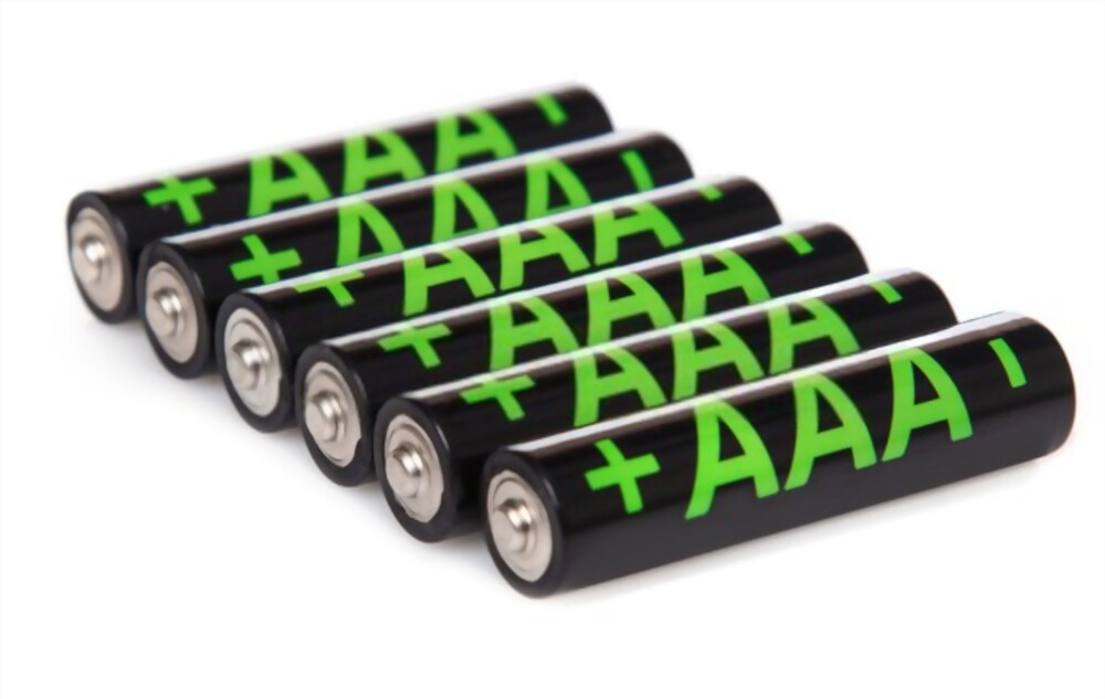 AAA-batteries