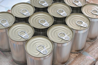 food cans