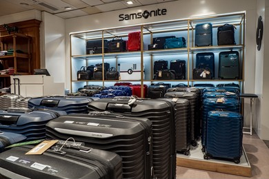 how to choose the right samsonite bag size
